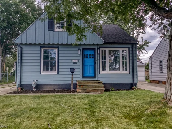 8219 Wainstead Dr, Parma, OH 44129