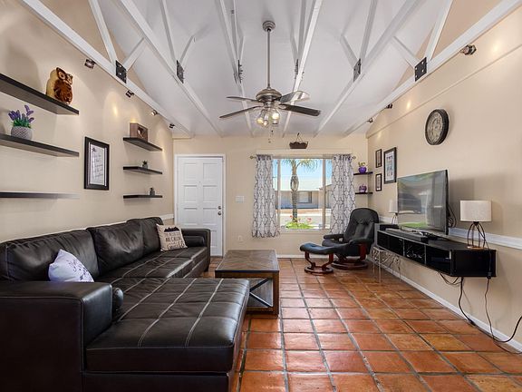 4th image of 3414 E Lupine Ave