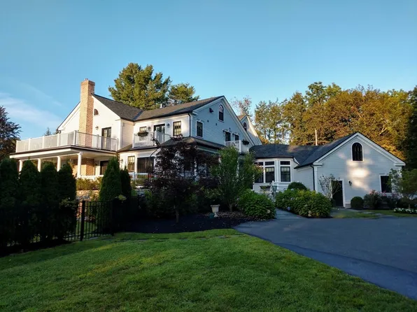 48 Milk St, Westwood, MA 02090