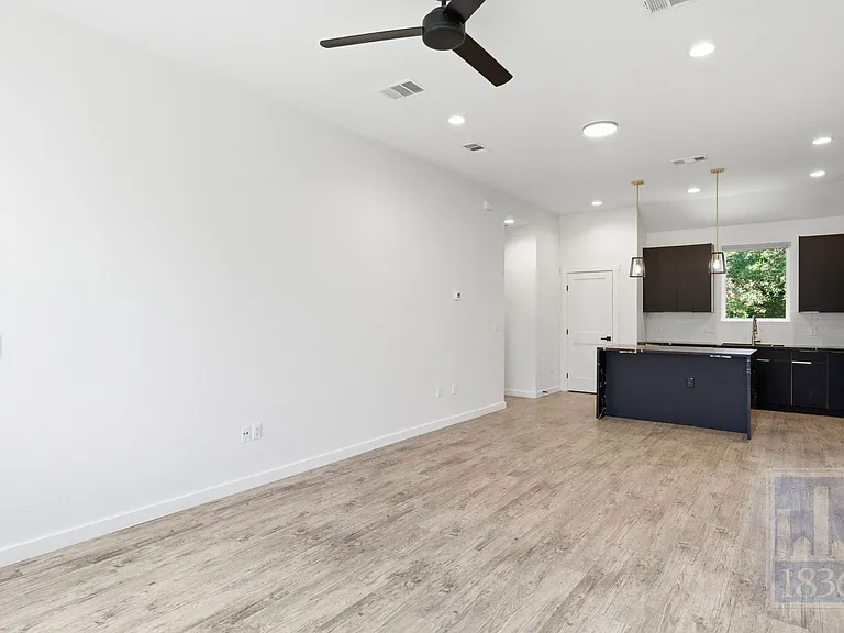 505 Thelma Dr #B — Photo 9