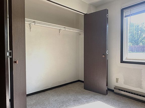 2nd image of 1109 Lark St APT 202