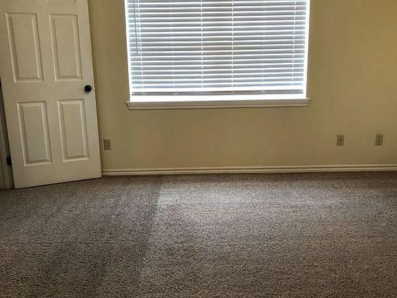 5th image of 1806 Sara Dr #A