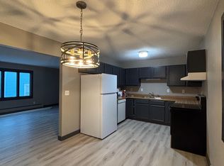 407 2nd Ave NW APT 4, Mandan, ND 58554