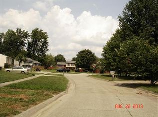 8403 Windwood Ct, Louisville, KY 40219