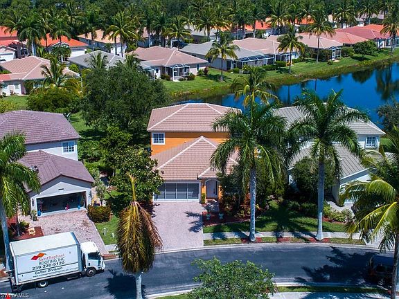 3rd image of 7916 Summer Lake Ct