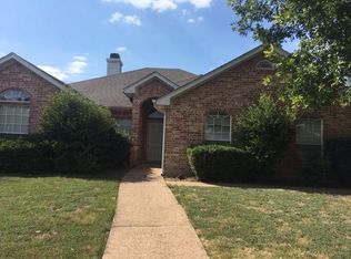 1120 Regina Dr, Hewitt, TX 76643