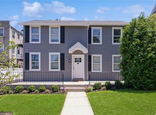 5 Carlton Ave FLOOR 1, Pt Washington, NY 11050