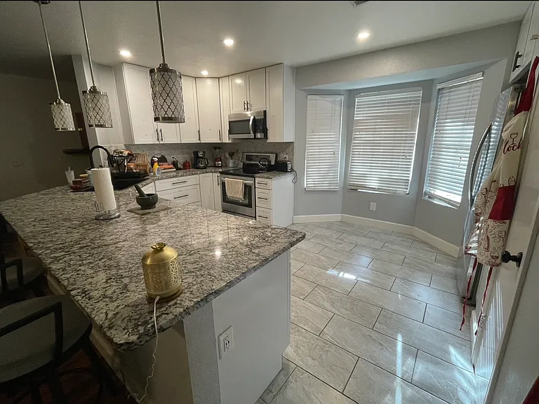 3625 W Kesler Ln #M — Photo 19
