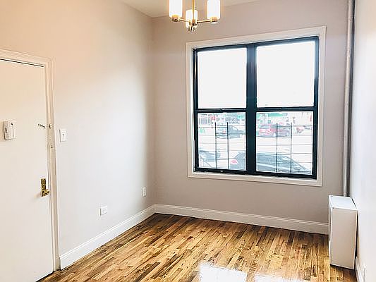 3rd image of 526 Flatbush Ave APT 1D