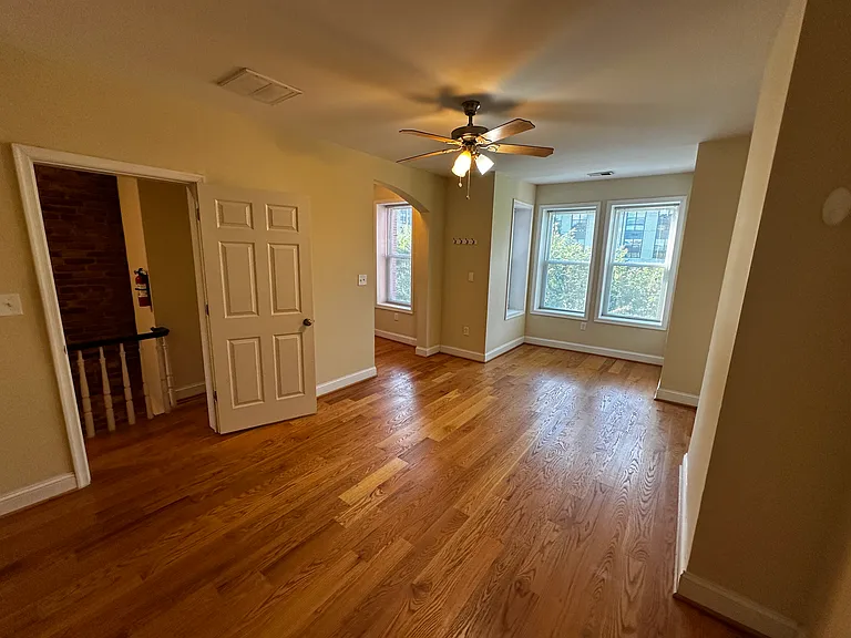 38 K St NW — Photo 28