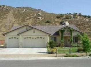 450 Cavaletti Ln, Norco, CA 92860