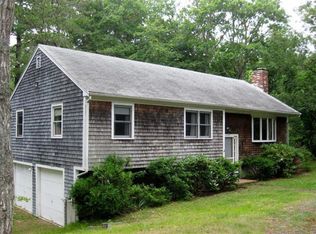 534 County Rd, Pocasset, MA 02559