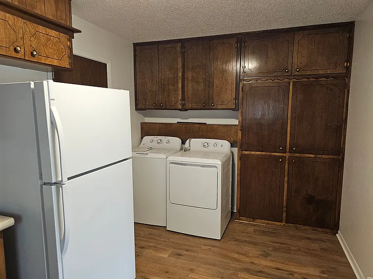 2300 Moberly Dr — Photo 12