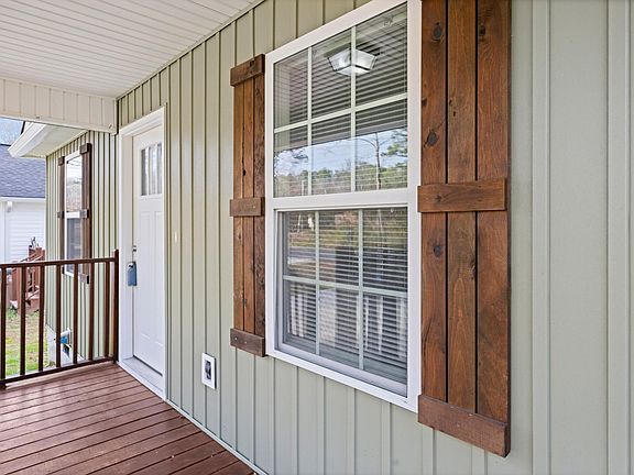5th image of 212 Yardley Ln