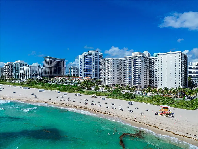 6039 Collins Ave #936 — Photo 41