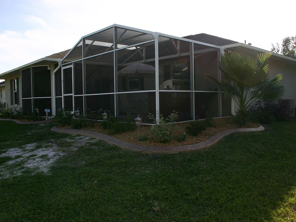 2nd image of 803 Williams Ave