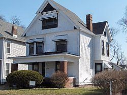 1st image of 2515 Broadway St