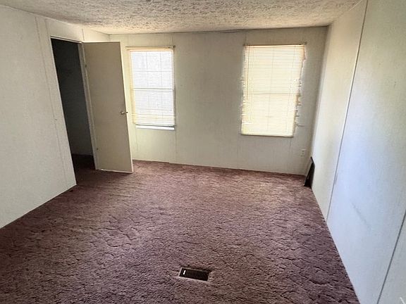 5th image of 105A Davis Dr SW