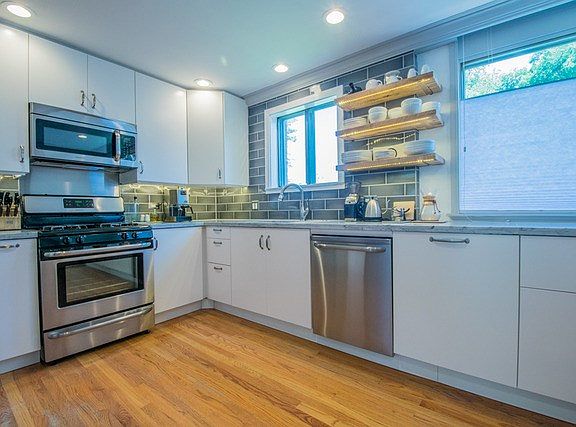 3rd image of 4746 N Paulina St APT 2E