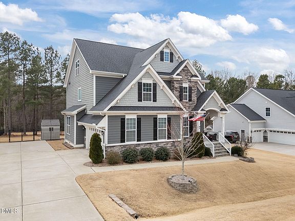 4th image of 205 Old Ballentine Way