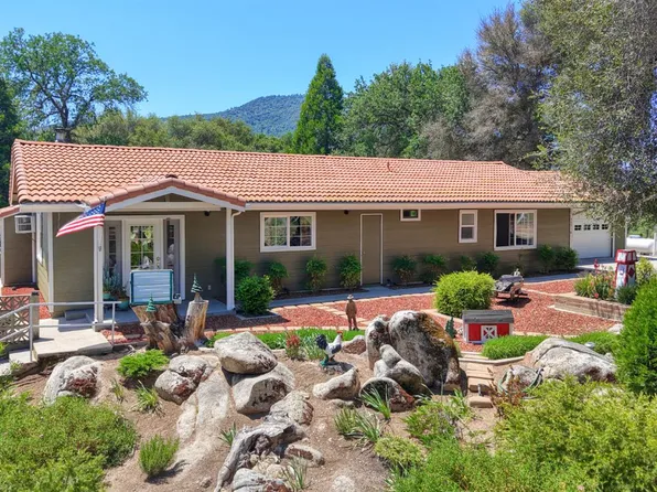 48910 Quail Dr, Oakhurst, CA 93644