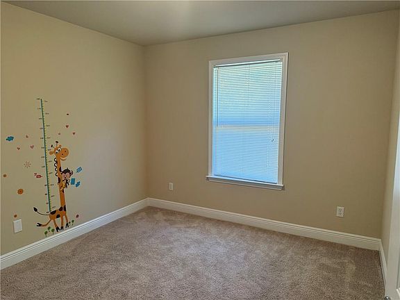 4th image of 8622 Fernwood Loop N