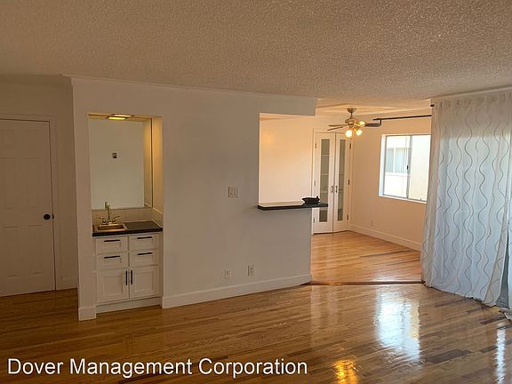 3rd image of 439 S Hobart Blvd APT 305