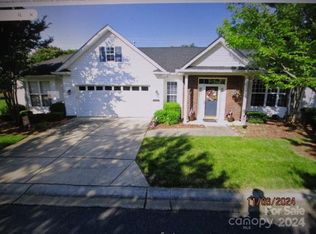 9116 Duckhorn Dr, Charlotte, NC 28277