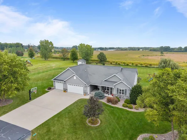 8042 Coleman Rdg, Neenah, WI 54956