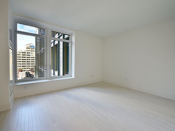 3rd image of 91 Leonard St #11D