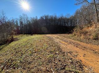 105 Tailwater Rd, Bluff City, TN 37618