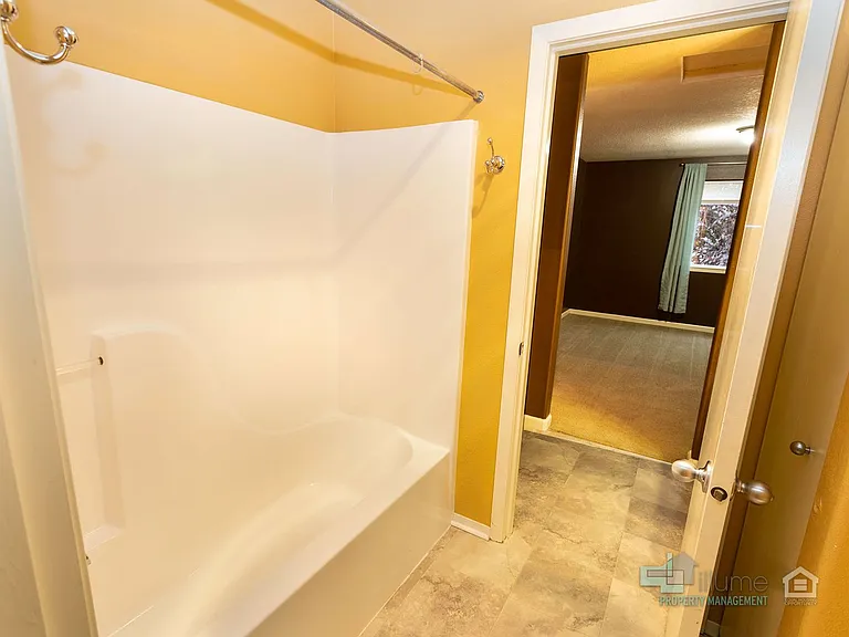 5215 SE Pardee St — Photo 24