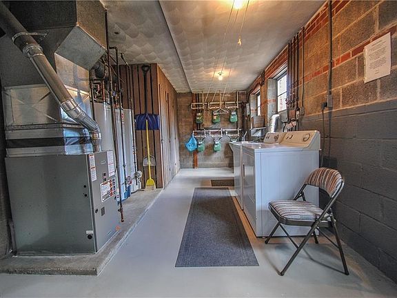 3rd image of 4485 W 220th St APT 4