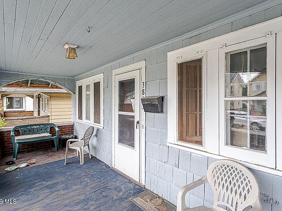 3rd image of 3863 Upton Ave