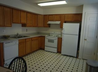 17355 Legacy Ter, Round Hill, VA 20141