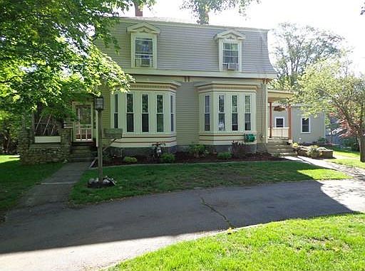 2nd image of 390 Pond St