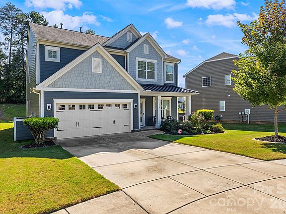 2nd image of 660 Brookhaven Dr