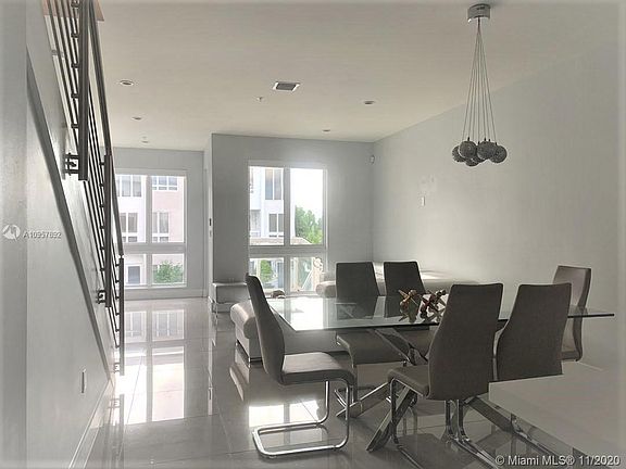 3rd image of 10305 NW 63rd Ter APT 202