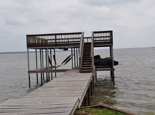 8731 Lakeshore Dr, Kemp, TX 75143