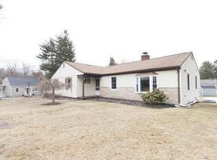 1391 Pond St, Franklin, MA 02038