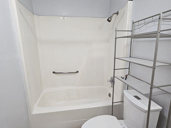2nd image of 1303 8th St #1/2