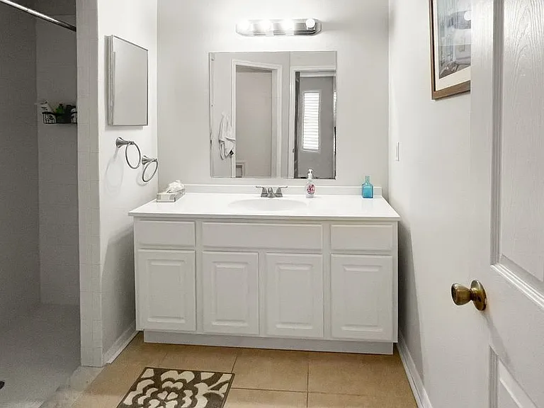 6400 46th Ave N #10 — Photo 22