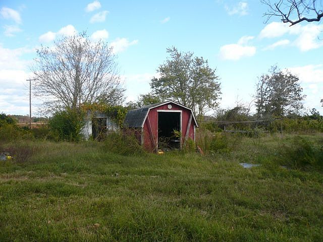 2nd image of 2181 Cooks Landing Rd