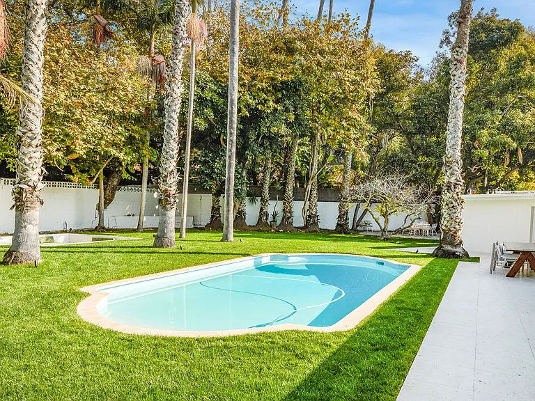 6414 Bonsall Dr — Photo 10