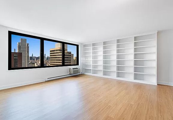 2nd image of 1623 3rd Ave APT 33J