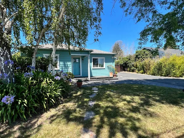 303 Manfre Rd, Watsonville, CA 95076
