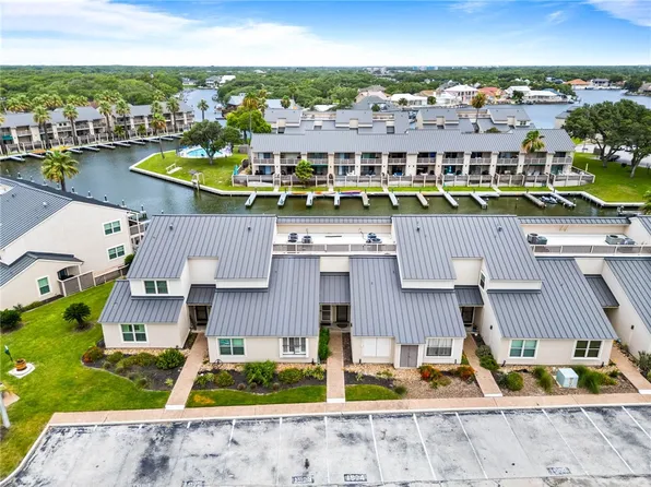 1903 Bayhouse Dr #1903, Rockport, TX 78382