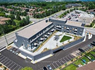 430 Essa Rd #410, Barrie, ON L4N 9C6