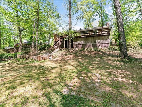 3rd image of 2109 Fountain Way