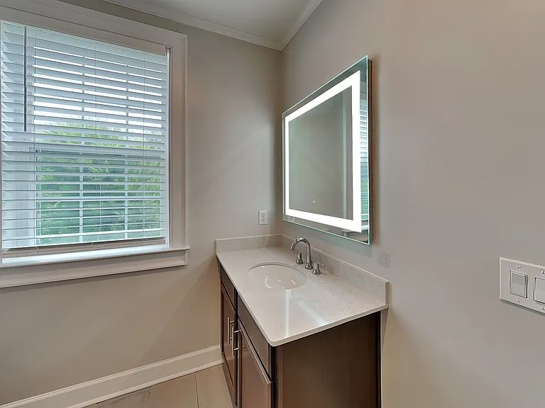 1777 Temple Ave #G — Photo 14